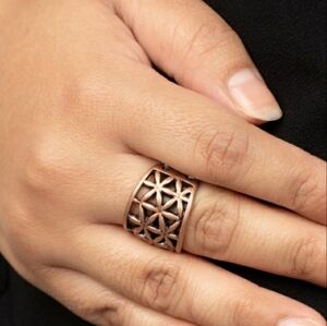 Elegant Copper Toned Geometric Ring